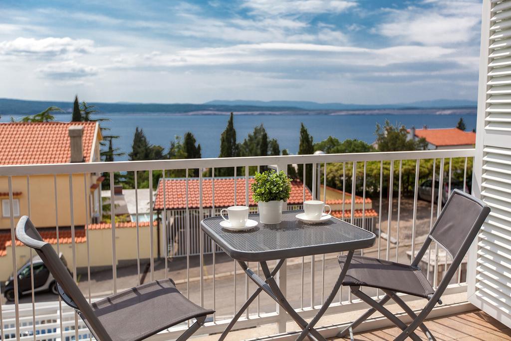Apartments Casa Bianca Crikvenica Eksteriør billede