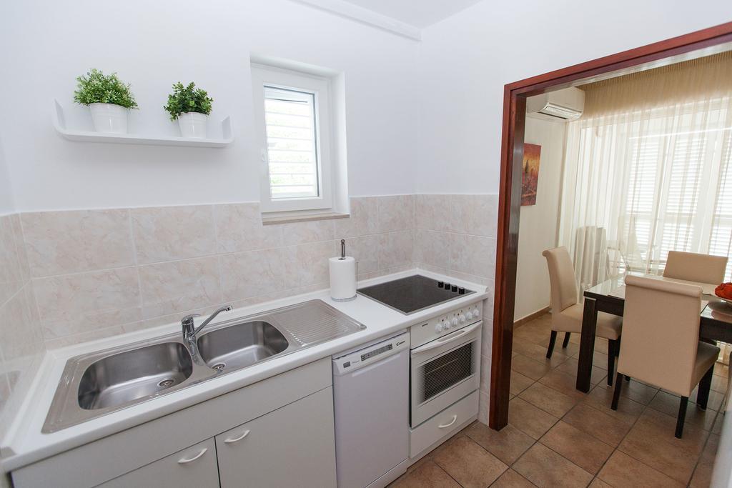 Apartments Casa Bianca Crikvenica Eksteriør billede