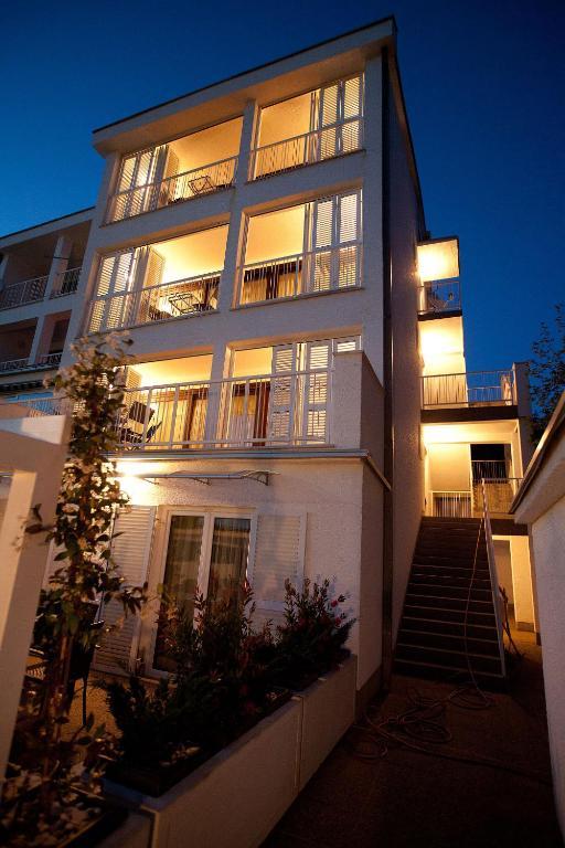 Apartments Casa Bianca Crikvenica Eksteriør billede