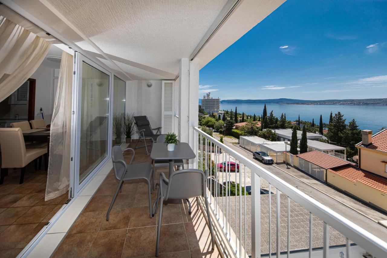 Apartments Casa Bianca Crikvenica Eksteriør billede