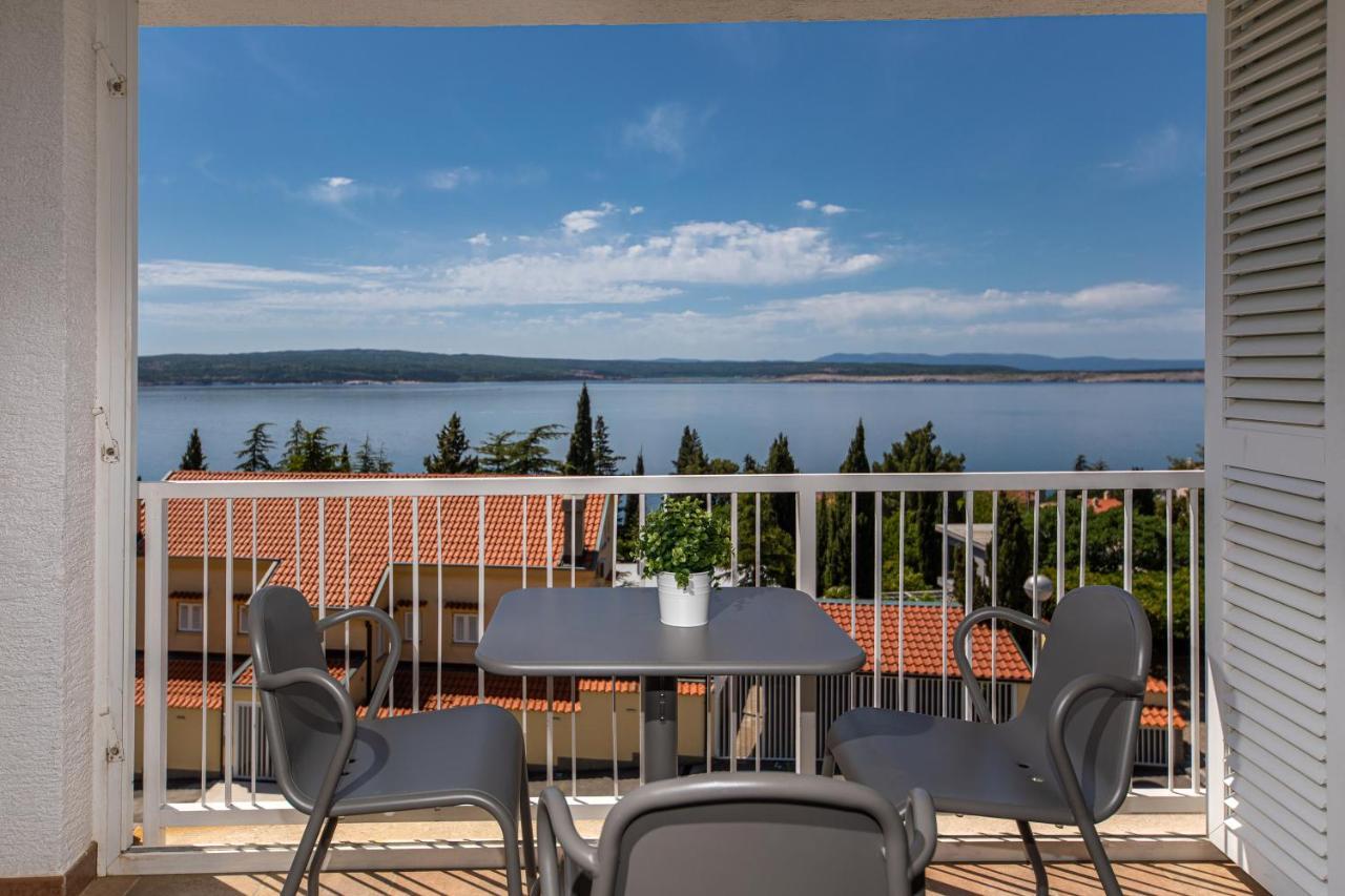 Apartments Casa Bianca Crikvenica Eksteriør billede